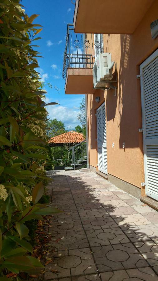 Apartments Eden Jadranovo Exterior photo